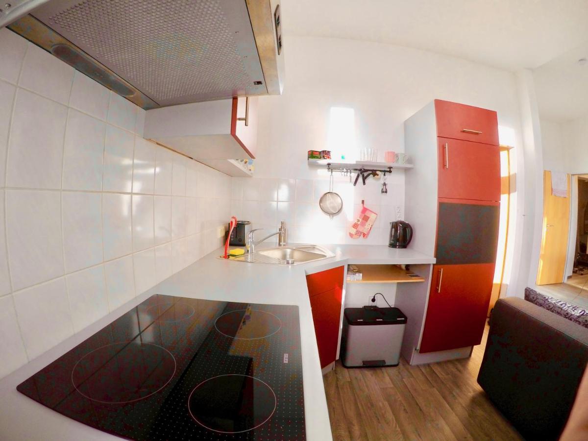 Vivid - Studioapartment Mit Balkon - Netflix - Wlan Wilhelmshaven Buitenkant foto