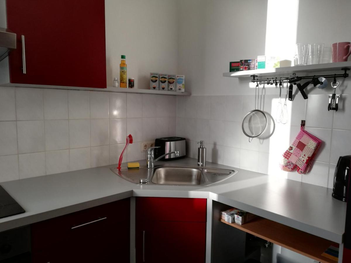 Vivid - Studioapartment Mit Balkon - Netflix - Wlan Wilhelmshaven Buitenkant foto