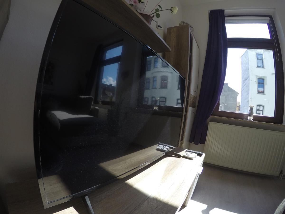 Vivid - Studioapartment Mit Balkon - Netflix - Wlan Wilhelmshaven Buitenkant foto