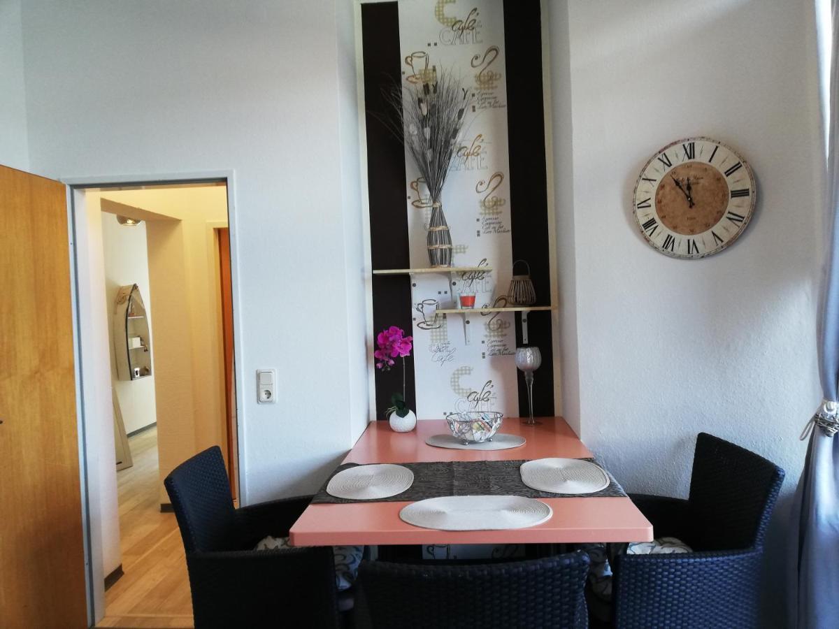 Vivid - Studioapartment Mit Balkon - Netflix - Wlan Wilhelmshaven Buitenkant foto